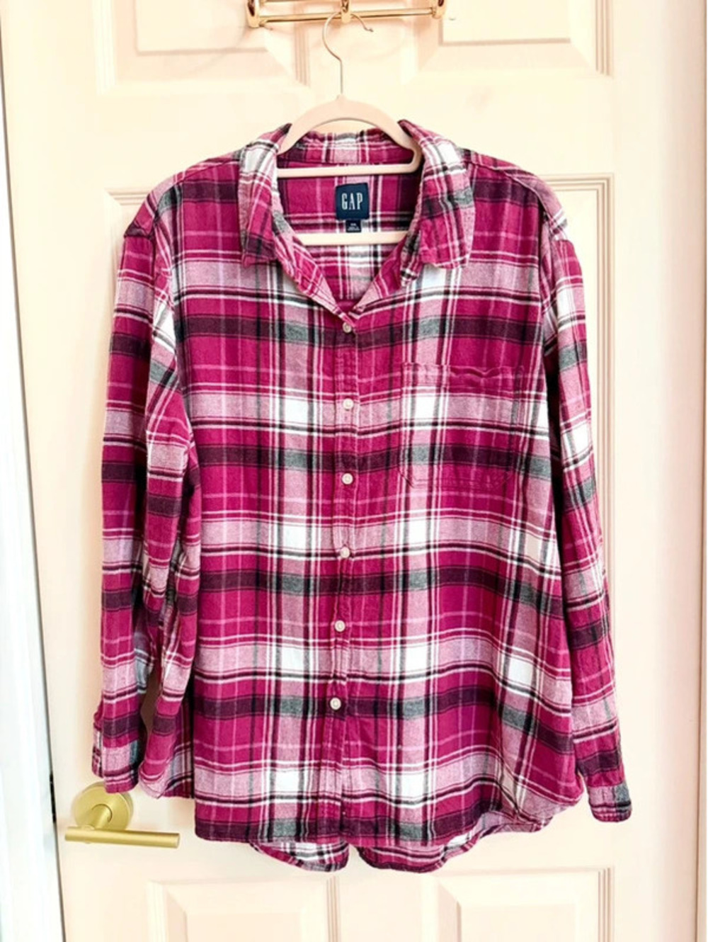 Pink plaid gap button up